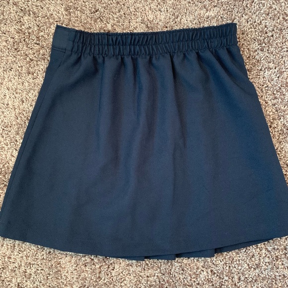 School Skirt - Picture 4 of 5